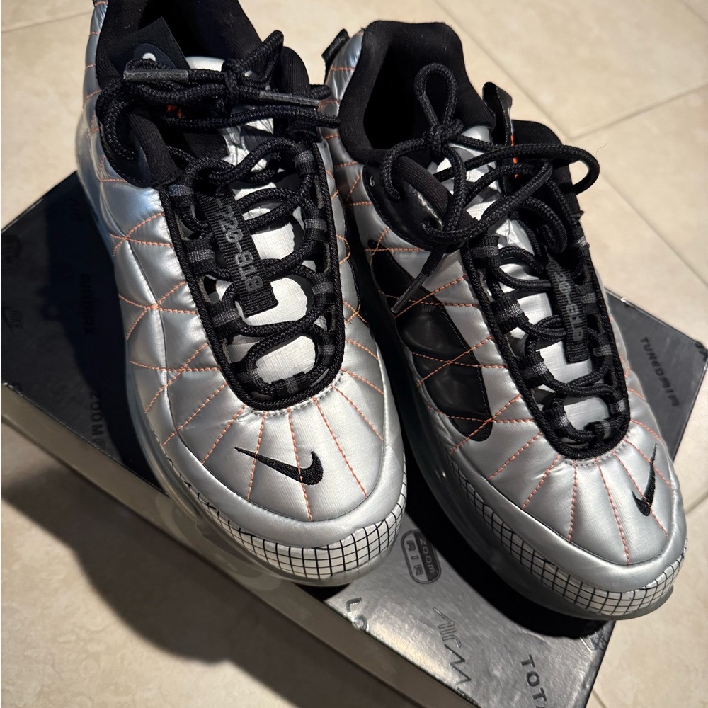 Nike MX-720-818